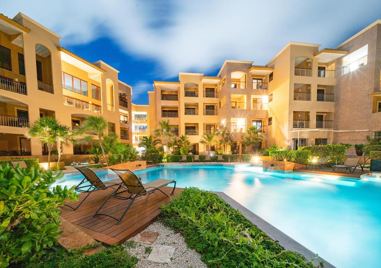 Condo Surf 405 - Luxury Oceanview Beachfront 3 Bedroom With Gym - At El Faro Condos Playa del Carmen Zewnętrze zdjęcie